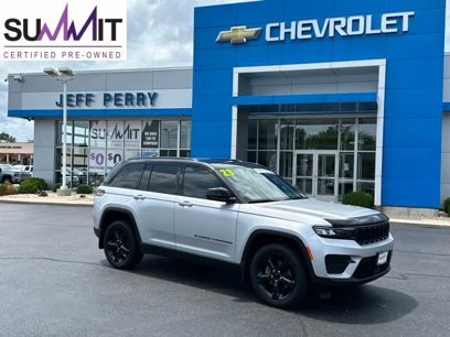 Used 2023 Jeep Grand Cherokee Altitude