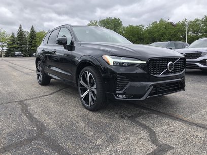 New 2025 Volvo XC60 B5 Ultra w/ Protection Package Premier