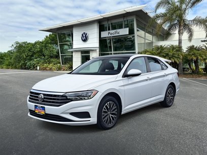 Used 2021 Volkswagen Jetta SE w/ SE Cold Weather Package