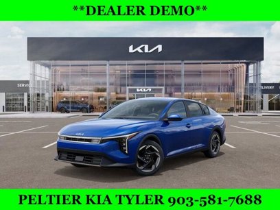 New 2025 Kia K4 EX