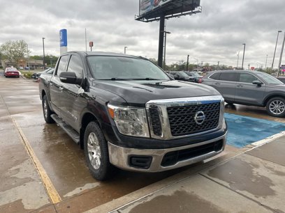 Used 2018 Nissan Titan SV