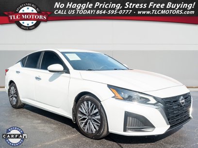 Used 2023 Nissan Altima 2.5 SV