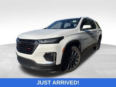 Used 2023 Chevrolet Traverse RS