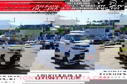 Used 2021 Toyota Sienna XLE