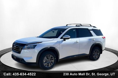 New 2025 Nissan Pathfinder SV w/ SV Premium Package
