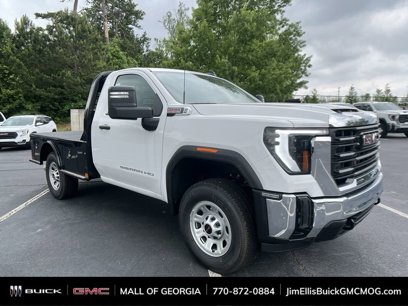 New 2024 GMC Sierra 3500 Pro w/ Convenience Package
