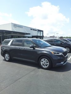 Used 2022 Kia Carnival LX