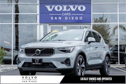 New 2025 Volvo XC40 B5 Ultra