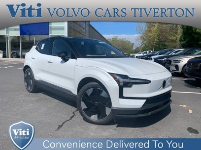 New 2025 Volvo EX30 Plus w/ Protection Package Premier