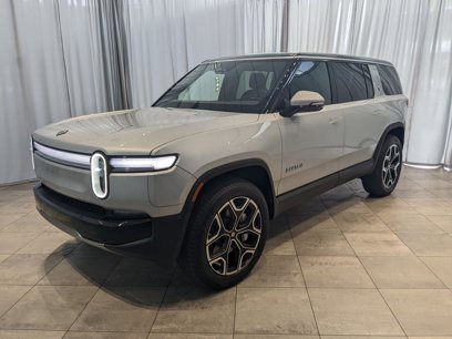 Used 2025 Rivian R1S Adventure