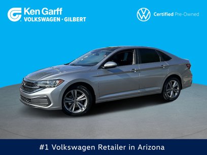 Used 2024 Volkswagen Jetta SE w/ Panoramic Sunroof Package