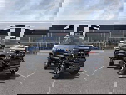 New 2025 GMC Canyon AT4