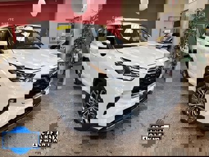 Used 2021 Toyota Highlander Platinum