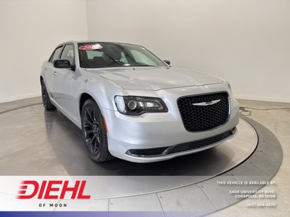 Certified 2019 Chrysler 300 Touring w/ Sport Appearance Package