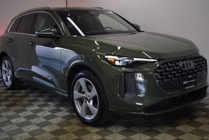 New 2025 Audi Q5 Prestige