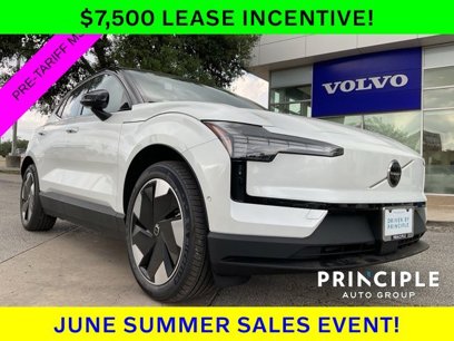 New 2025 Volvo EX30 Ultra w/ Climate Package