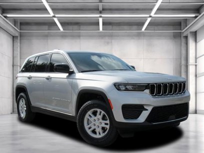 New 2025 Jeep Grand Cherokee Laredo
