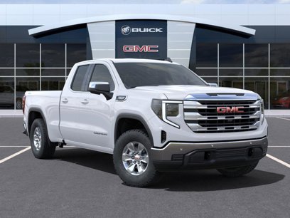 New 2025 GMC Sierra 1500 SLE w/ Preferred Package
