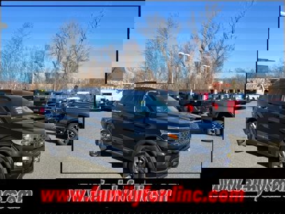 Certified 2022 Ford Explorer XLT w/ Equipment Group 202A