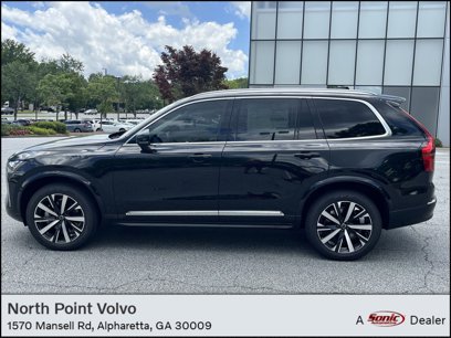 New 2025 Volvo XC90 B6 Core w/ Climate Package