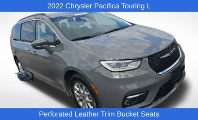 Used 2022 Chrysler Pacifica Touring-L