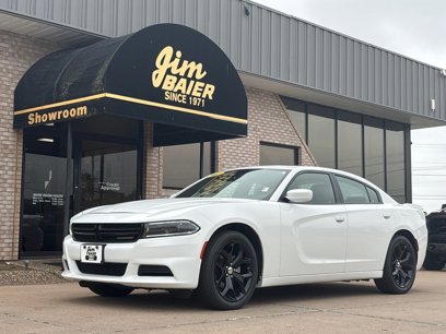 Used 2022 Dodge Charger SXT w/ Leather Interior Group