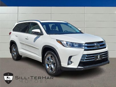 Used 2017 Toyota Highlander Limited