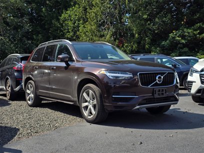 Used 2018 Volvo XC90 T8 Momentum w/ Convenience Package