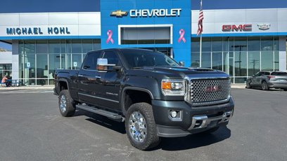 Used 2017 GMC Sierra 2500 Denali w/ Duramax Plus Package