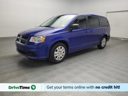Used 2018 Dodge Grand Caravan SE w/ UConnect Hands-Free Group