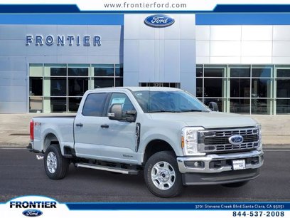 New 2025 Ford F250 XLT w/ FX4 Off-Road Package