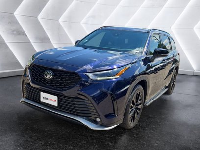 Used 2023 Toyota Highlander XLE
