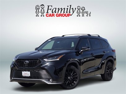 Used 2023 Toyota Highlander XSE