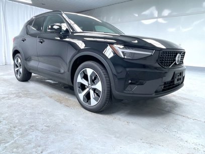 New 2026 Volvo XC40 B5 Plus