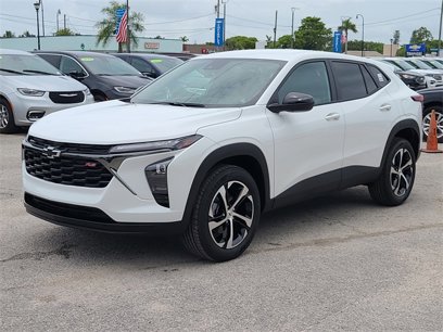 New 2025 Chevrolet Trax RS w/ Driver Confidence Package