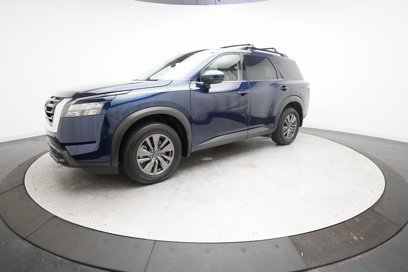 Used 2024 Nissan Pathfinder SV