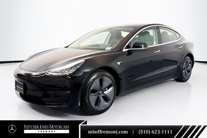 Used 2018 Tesla Model 3 Mid Range