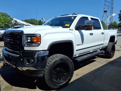 Used 2017 GMC Sierra 2500 SLT w/ Duramax Plus Package