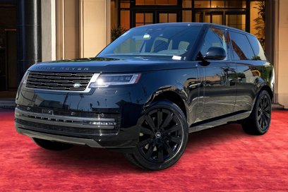New 2025 Land Rover Range Rover SE