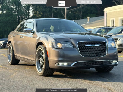 Used 2018 Chrysler 300 Limited
