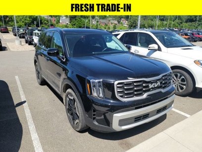 Used 2024 Kia Telluride S w/ S Sunroof Package