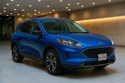 Used 2021 Ford Escape SE w/ SE Sport Appearance Package