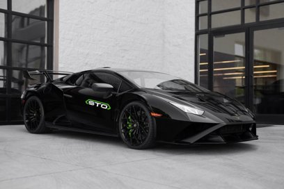 Used 2022 Lamborghini Huracan STO