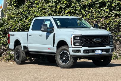 New 2025 Ford F250 Lariat w/ Tremor Off-Road Package