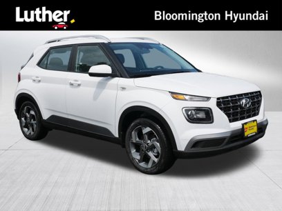 New 2025 Hyundai Venue SEL
