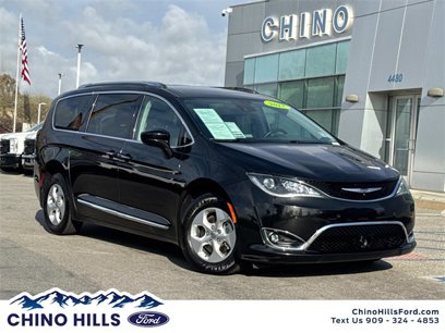Used 2017 Chrysler Pacifica Touring-L Plus