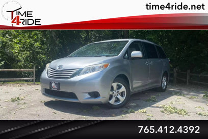 Used 2016 Toyota Sienna LE
