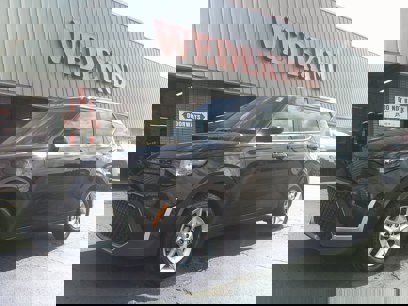 Used 2025 Kia Soul LX w/ LX Technology Package