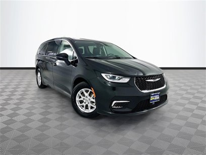 Used 2023 Chrysler Pacifica Touring-L