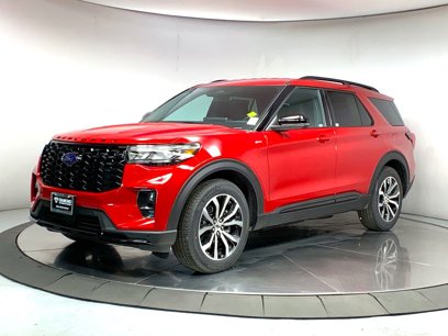 New 2025 Ford Explorer ST-Line w/ Premium Package